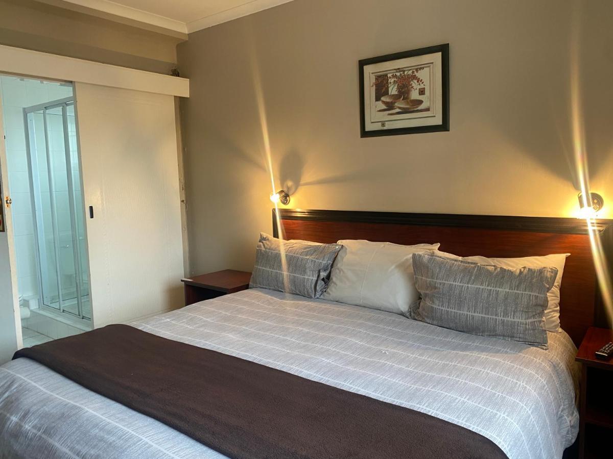 Bluewaters Hotel East London Buitenkant foto